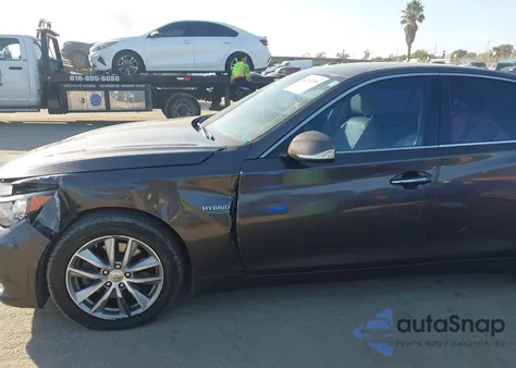 2015 Infiniti Q50 Hybrid Premium z USA, uszkodzony, nr VIN JN1AV7AP3FM790568